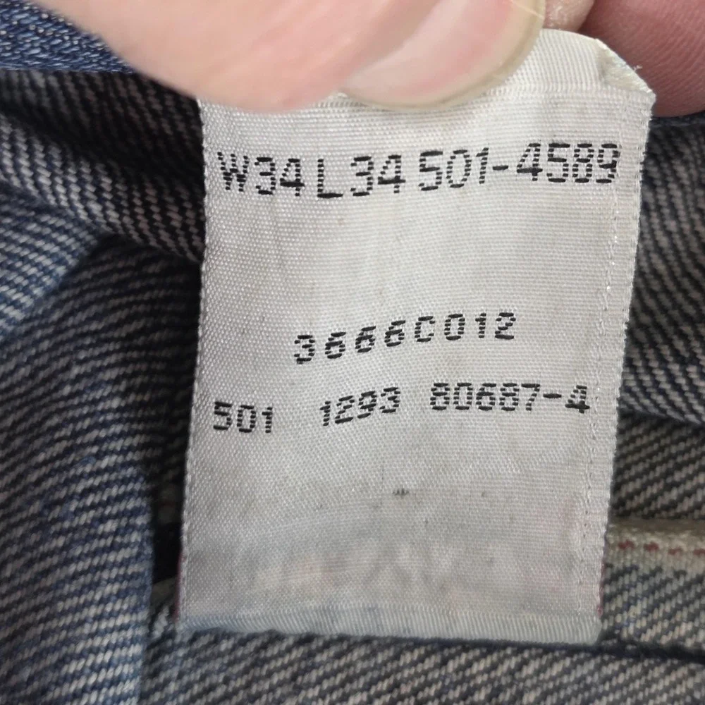 Vintage Levis 501 Jeans Mens Blue Selvedge LVC Made in USA Whiskers Fits 32x24